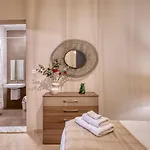 Mari's Luxury * סליאמה