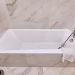 Mari's Luxury