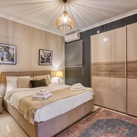 Mari's Luxury Apartment
