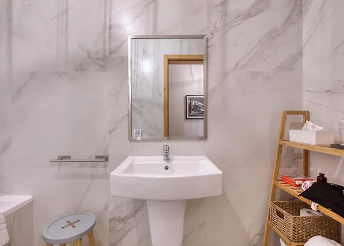 Mari's Luxury Sliema