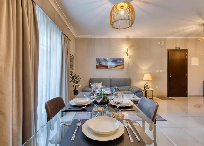 Mari's Luxury Sliema