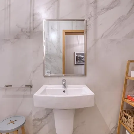 Mari's Luxury Sliema